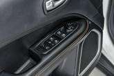 Thumbnail of 2017 White Clearcoat Jeep New Compass