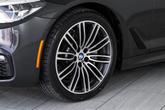 Thumbnail of 2018 Dark Graphite Metallic BMW 540