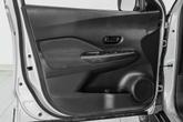Thumbnail of 2020 Brilliant Silver Metallic Nissan Kicks