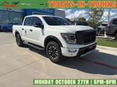 Photo of 2023 Glacier White Nissan Titan