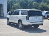 Thumbnail of 2025 Iridescent Pearl Tricoat Chevrolet Suburban