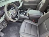 Thumbnail of 2025 Iridescent Pearl Tricoat Chevrolet Suburban