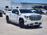 Thumbnail of 2022 White Frost Tricoat GMC Sierra 1500