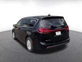 Thumbnail of 2024 Diamond Black Crystal Pearlcoat Chrysler Pacifica