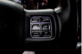 Thumbnail of 2016 Brilliant Black Crystal Pearlcoat RAM 1500