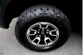Thumbnail of 2016 Brilliant Black Crystal Pearlcoat RAM 1500