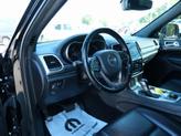 Thumbnail of 2022 Diamond Black Crystal Pearlcoat Jeep Grand Cherokee WK