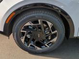 Thumbnail of 2025 Glacial White Pearl Kia Sportage