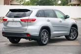 Thumbnail of 2018 Celestial Silver Metallic Toyota Highlander