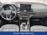 Thumbnail of 2022 Glacier White Metallic Audi Q5