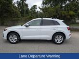 Thumbnail of 2022 Glacier White Metallic Audi Q5