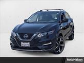 Photo of 2022 Magnetic Black Pearl Nissan Rogue Sport