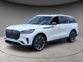 Photo of 2025 White Lincoln Aviator