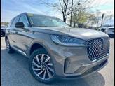Thumbnail of 2025 Harbor Gray Lincoln Aviator