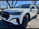 Photo of 2025 White Platinum Clearcoat Metallic Lincoln Nautilus