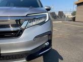Thumbnail of 2020 Lunar Silver Metallic Honda Pilot