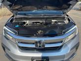 Thumbnail of 2020 Lunar Silver Metallic Honda Pilot