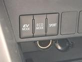 Thumbnail of 2018 Magnetic Gray Metallic Toyota RAV4 Hybrid