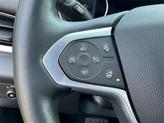 Thumbnail of 2023 Iridescent Pearl Tricoat Chevrolet Traverse