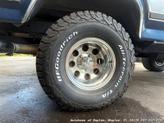 Thumbnail of 1986 Shadow Blue Metallic Ford Bronco