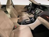 Thumbnail of 2017 White Orchid Pearl Honda Accord