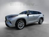 Thumbnail of 2025 Celestial Silver Metallic Toyota Highlander