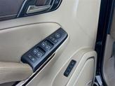 Thumbnail of 2019 Onyx Black GMC Yukon