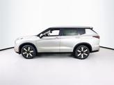 Thumbnail of 2025 Alloy Silver Metallic Mitsubishi Outlander