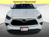 Thumbnail of 2022 White Toyota Highlander