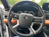 Thumbnail of 2022 White Diamond Mitsubishi Outlander
