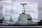 Thumbnail of 2026 Urban Gray Pearl Honda HR-V