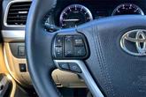Thumbnail of 2016 Creme Brulee Mica Toyota Highlander