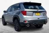 Thumbnail of 2022 Lunar Silver Metallic Honda Passport