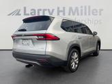 Thumbnail of 2024 Celestial Silver Metallic Toyota Grand Highlander
