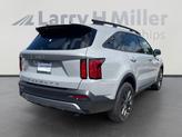 Thumbnail of 2022 Wolf Gray Kia Sorento
