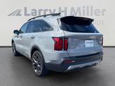 Thumbnail of 2022 Wolf Gray Kia Sorento