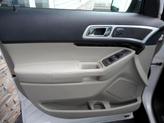 Thumbnail of 2015 Oxford White Ford Explorer