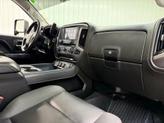 Thumbnail of 2017 Onyx Black GMC Sierra 2500