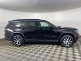 Thumbnail of 2024 Diamond Black Jeep Grand Cherokee L