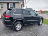 Thumbnail of 2022 Diamond Black Crystal Pearlcoat Jeep Grand Cherokee