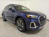 Photo of 2025 Navarra Blue Metallic Audi Q5