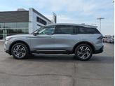Thumbnail of 2025 Gray Metallic Lincoln Nautilus
