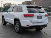Thumbnail of 2020 Bright White Clearcoat Jeep Grand Cherokee
