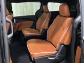 Thumbnail of 2026 Diamond Black Crystal Pearlcoat Chrysler Pacifica