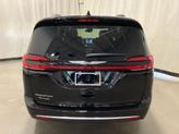 Thumbnail of 2026 Diamond Black Crystal Pearlcoat Chrysler Pacifica