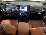 Thumbnail of 2026 Diamond Black Crystal Pearlcoat Chrysler Pacifica