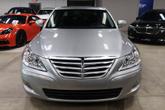 Thumbnail of 2010 Platinum Metallic Hyundai Genesis