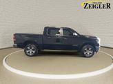 Thumbnail of 2020 Diamond Black Crystal Pearlcoat RAM 1500