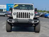 Thumbnail of 2023 Bright White Clearcoat Jeep Gladiator