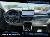 Thumbnail of 2023 Star White Metallic Tri-Coat Ford Escape